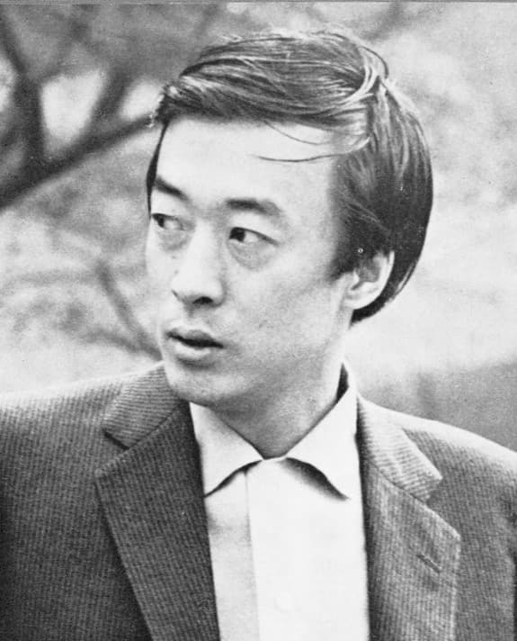 吉行淳之介の画像